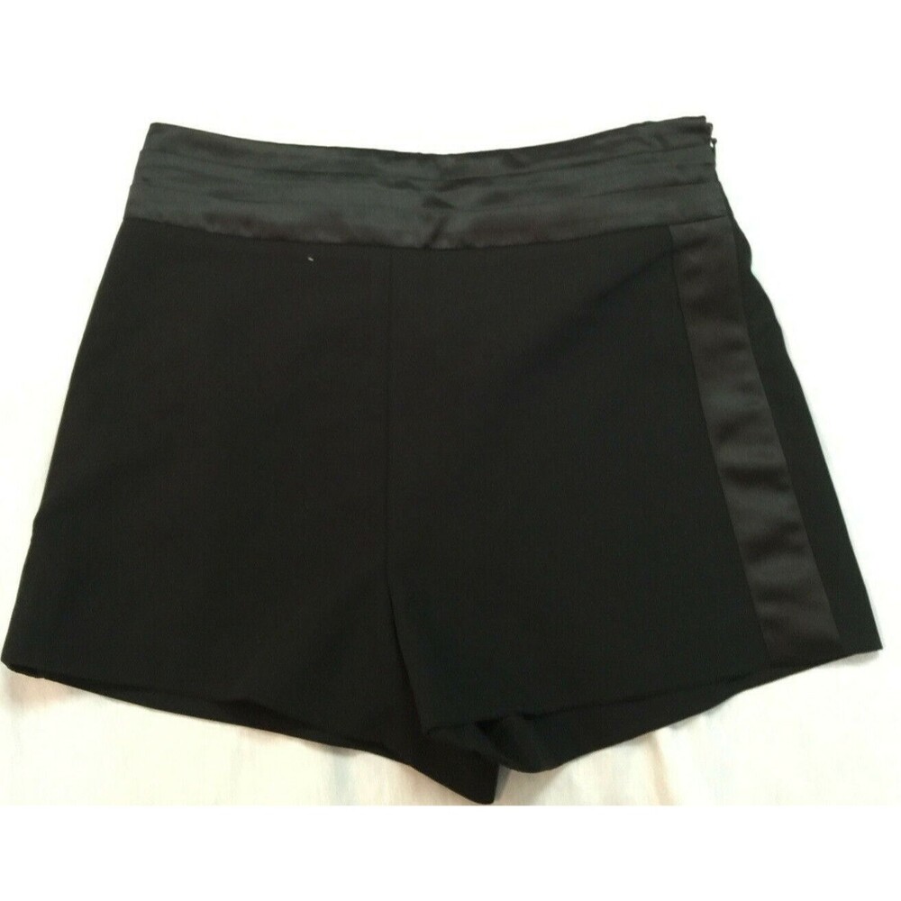 NWOT FOREVER 21 WOMENS SHORTS SIZE S